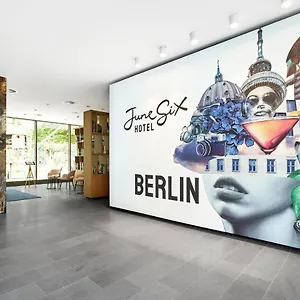 June Six West Berlín